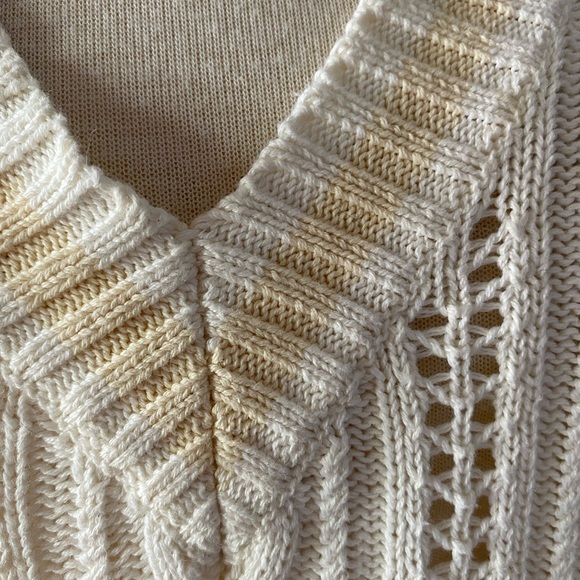 Lauren Ralph Lauren v-neck cable knit L/S cream, peach large, 100% cotton - Picture 5 of 9